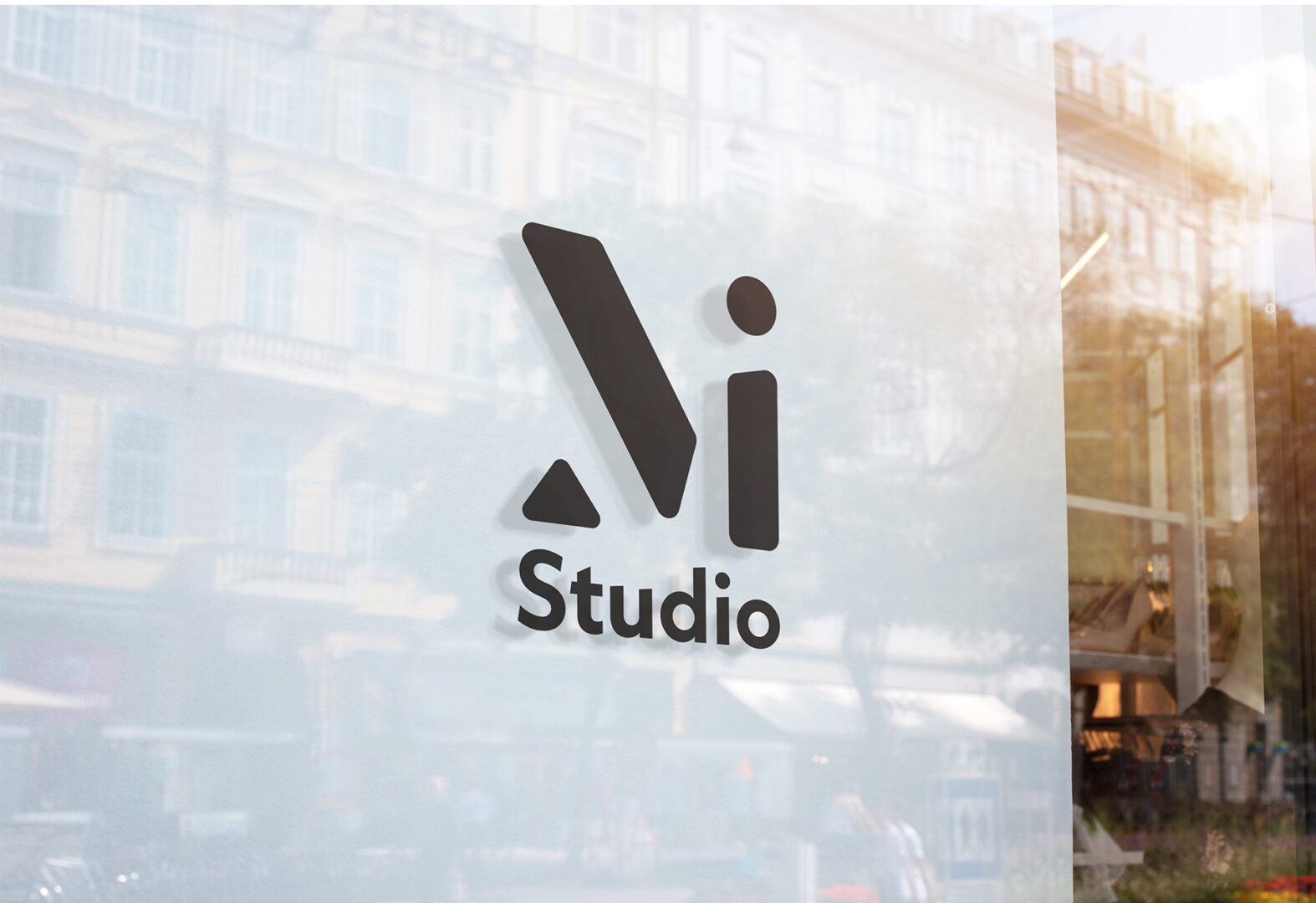 Mi studio logos 1920x1317px winkelraam